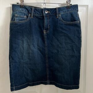 Elegant Dark Blue Denim Pencil Skirt